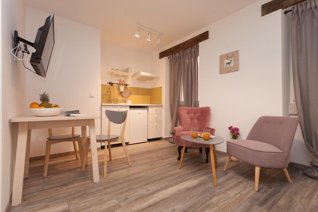 And Hey Guest house 4*