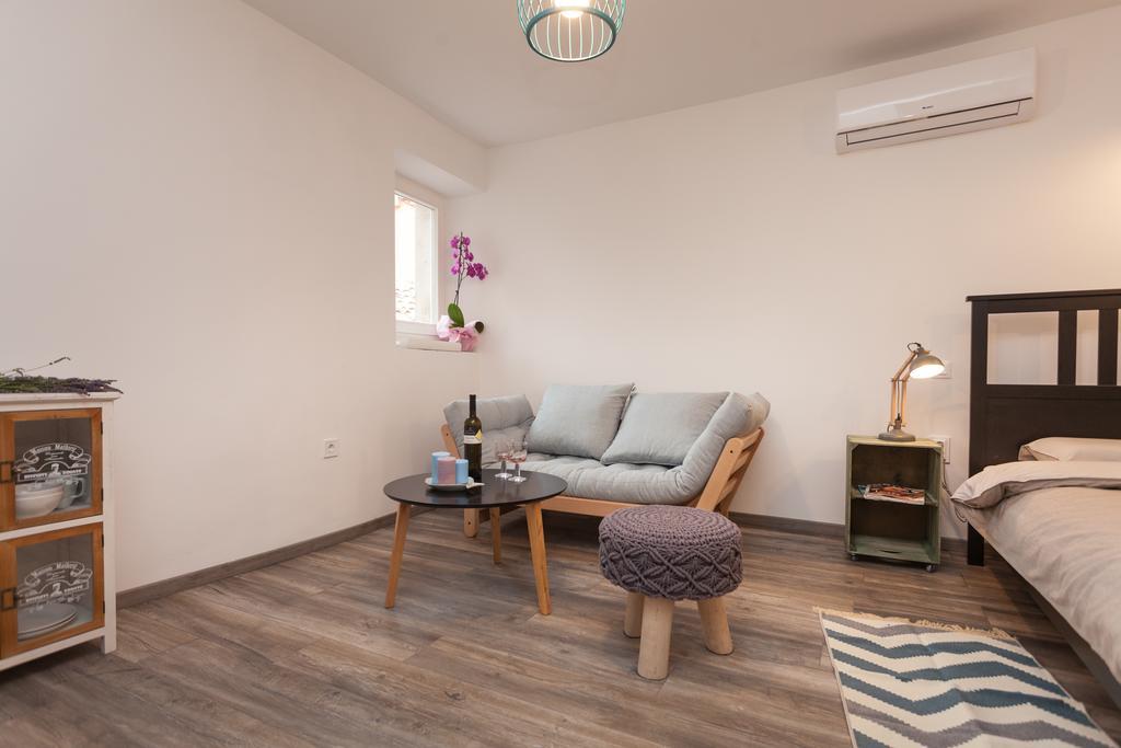 Guest house And Hey 4*